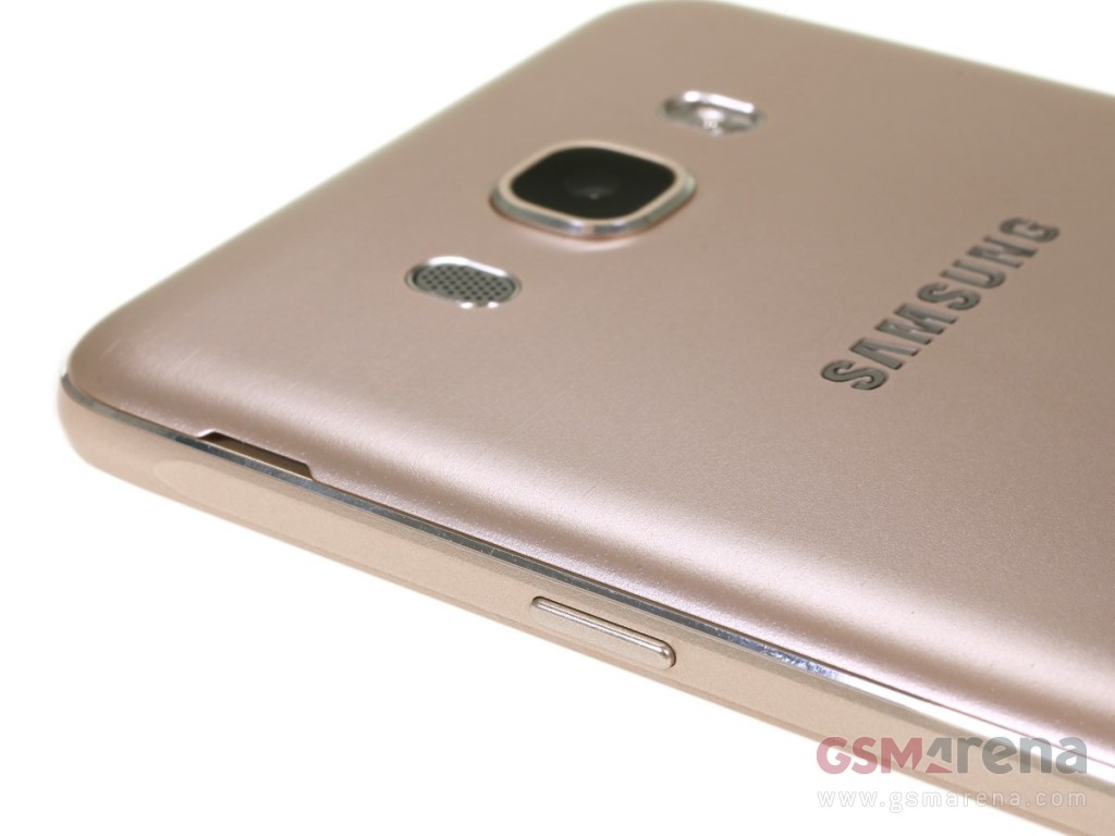 Samsung Galaxy J7 (2016)