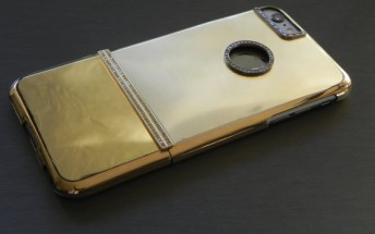 This iPhone 6 Plus case is made out of 117g of solid gold
