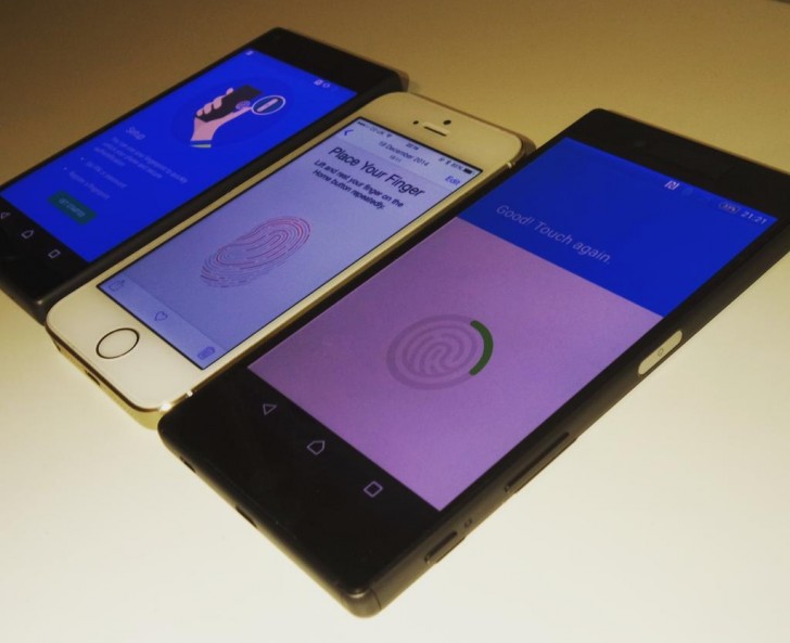 Live Image Allegedly Shows The Xperia Z5 And Z5 Compact Gsmarena Com News