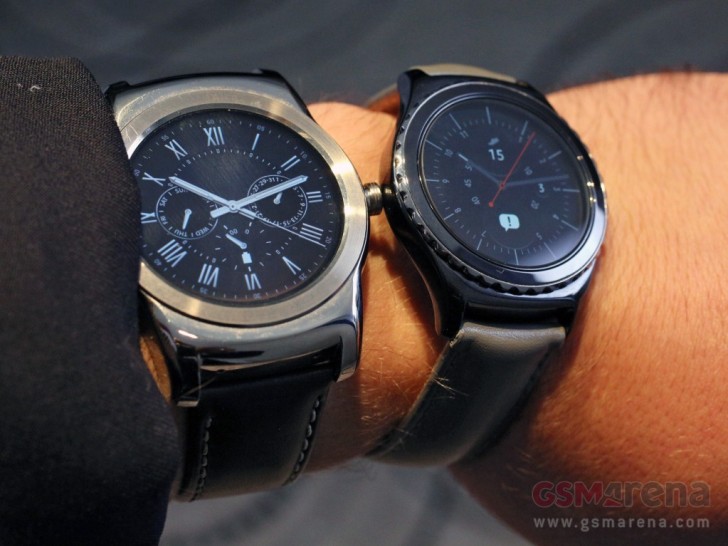 Samsung's Gear S2 and S2 Classic will be out in the US on October