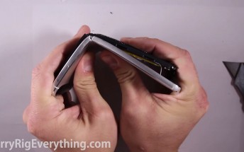 Nexus 6P fails the bend test, again
