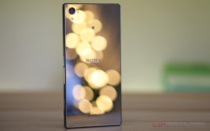 Sony Xperia Z5 Premium Screen Test A Really Close Look