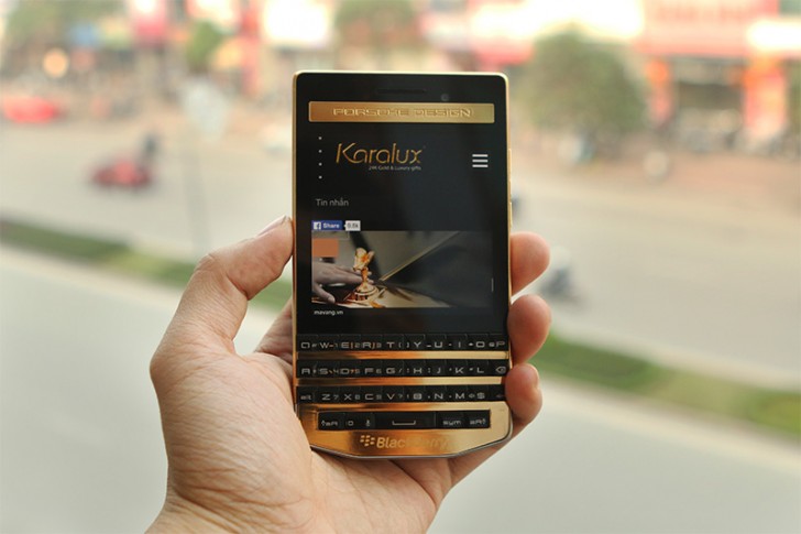 blackberry porsche gold