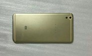 Xiaomi Mi 5 photographed again, check out the rounded metal unibody