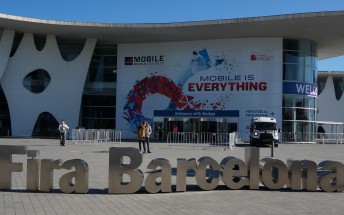 Experience MWC in Barcelona in a 4K time lapse video