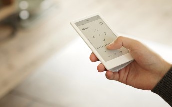 Sony Huis - the crowd-funded, e-Ink based universal remote