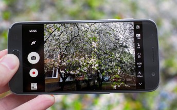The Galaxy S7 video review shot entirely on the Galaxy S7 itself