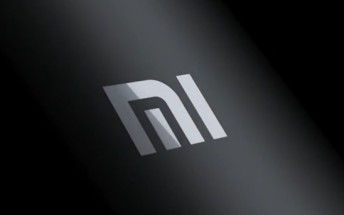 Xiaomi phone with 4.3-inch screen and SD820 SoC spotted online