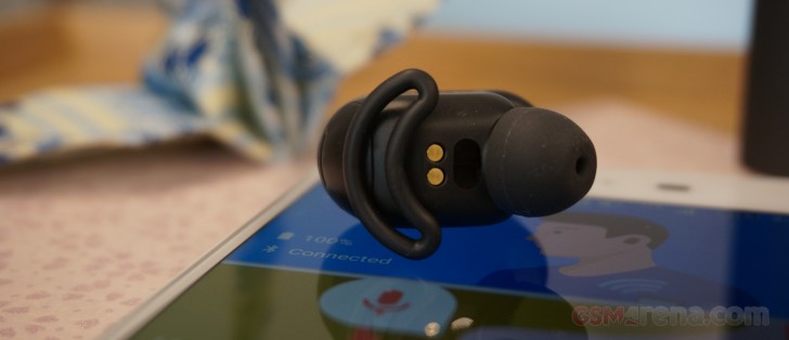 Sony Xperia Ear Hands-on