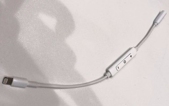 Lightning-to-3.5mm adapter cables spotted at Computex might confirm iPhone 7 ditching the headphone jack
