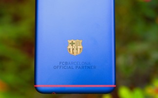 The FC Barcelona logo 18K gold