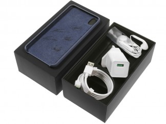 The accessories in the specially designed box