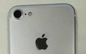 Another batch of iPhone 7 photos leaked, Space Gray this time