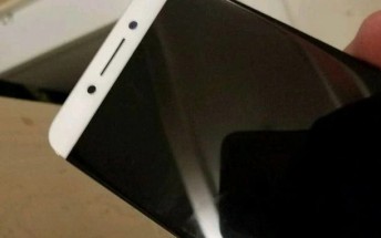 LeEco Le 2s pictured, said to have 8GB of RAM and Snapdragon 821