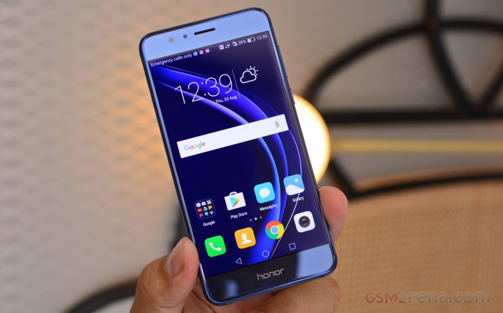 Scheiden Manifesteren Geletterdheid Huawei Honor 8 receives a $100 price cut in the US - GSMArena blog