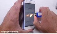 Watch the Google Pixel and LG V20 go through scratch and burn tests