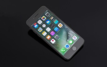 New report says future 5.5-inch iPhone will have curved, OLED display