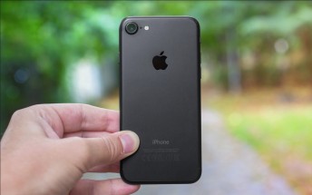 iPhone 7 demand to significantly decline into January