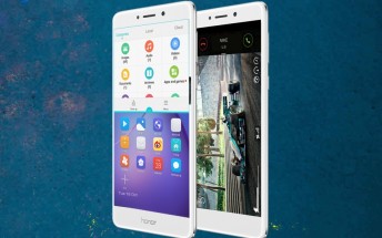 B&H is offering free headphones and a battery pack with the purchase of a Honor 6X