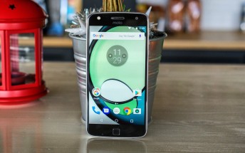 Nougat update starts hitting Motorola Moto Z Play