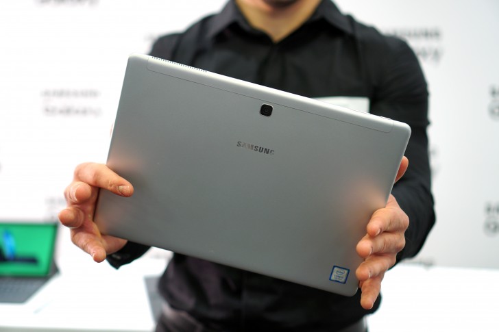 News 17 02 Samsung Galaxy Book Hands On review