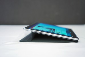 Stand modes - News 17 02 Samsung Galaxy Book Hands On review