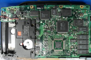 Apple Newton (photo: Note the ARM 610 chip (photo: Binarysequence)