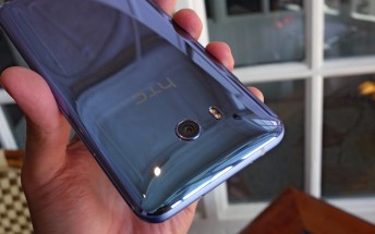 HTC U11 is already $50 cheaper as pre-orders go live in the US, UK, and Canada