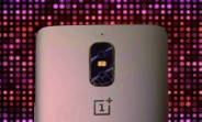 Another OnePlus 5 prototype: 3.5mm jack and antenna lines not visible