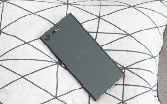 Sony Xperia XZ Premium is now on pre-order in the US for $799.99 unlocked