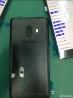 Live images of alleged Samsung Galaxy C10 units