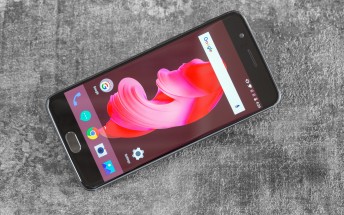 OnePlus 5 update rolling out with fix for rebooting when calling 911