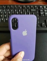 iPhone 8 cases in five different colors