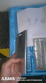 (Leak) Sony Xperia XZ1 rear panel