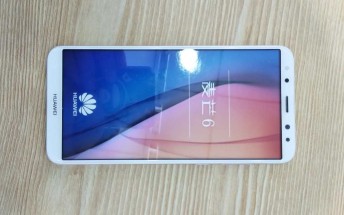Huawei G10 appears in live images