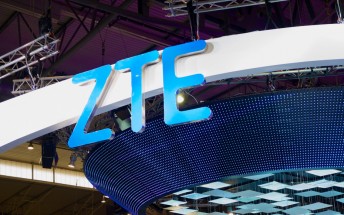 Dual-screen foldable ZTE Axon Multy to land in October, exclusive to AT&T