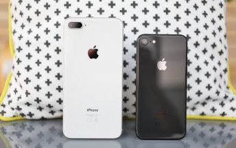 Apple decreases iPhone 8 production as demand wanes