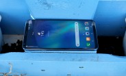 LG V30 and V30+ are both available today at US Cellular