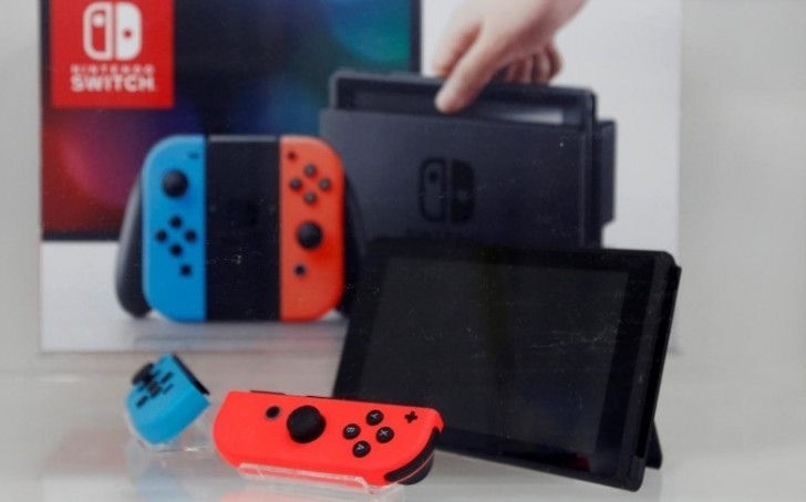 Nintendo expects to move 14M Switch consoles