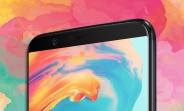 Top half of OnePlus 5T pictured