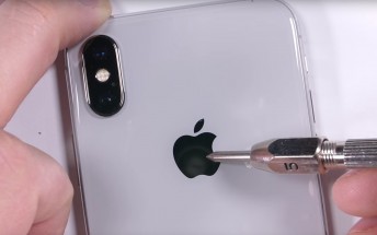 iPhone X passes bend test with flying colors