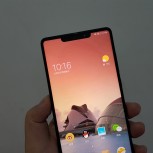 Alleged Xiaomi Mi Mix 2s photos show a display cutout on top