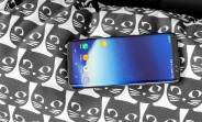 Samsung to show Galaxy S9 and S9+ at CES in January, bigger model gets more RAM and dual camera