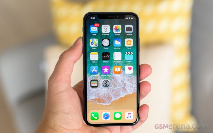 Apple: iPhone X comes with “hardware update” to deal with throttling issues