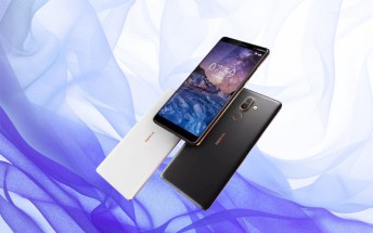 More Nokia 7 Plus images leak, showing the Black and White colors side by side