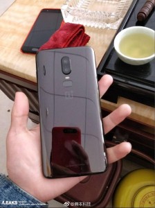 Alleged photos of the OnePlus 6