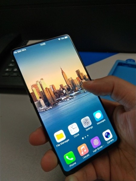 New image of bezel-less vivo pops up