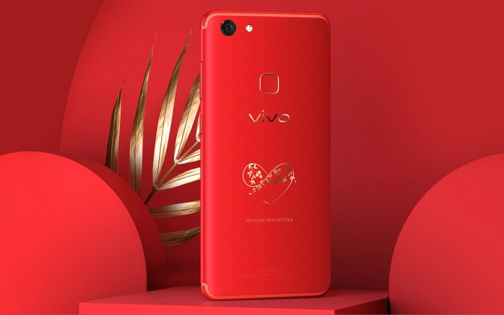 Infinite Red V7+ is vivo’s offer for St. Valentine’s Day