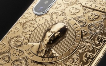 Caviar celebrates Putin's reelection with new golden iPhone X