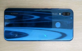 Exclusive: Here's another look at the Blue Huawei P20 Lite
